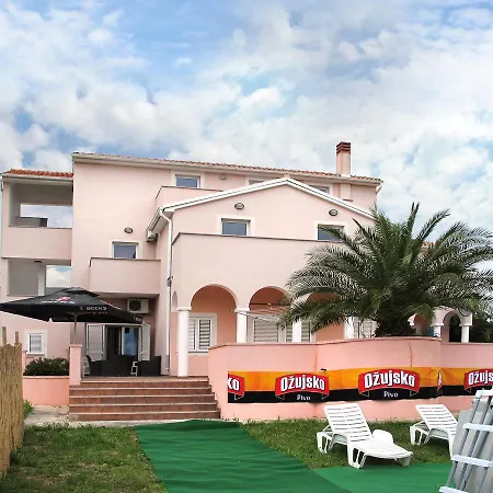 Haus Adria 172s Apartmán Ližnjan